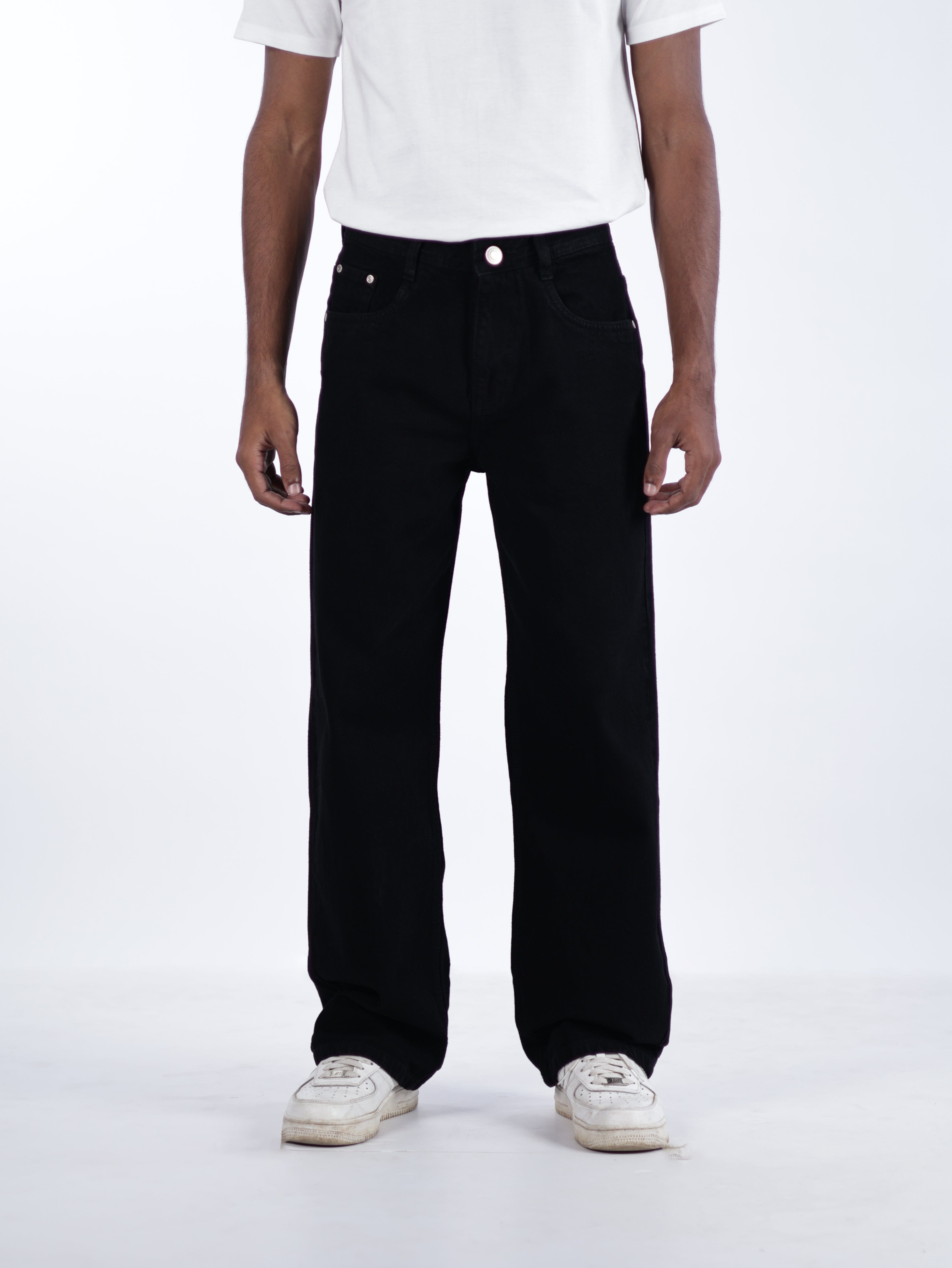 STRAIGHT FIT DENIMS | BLACK