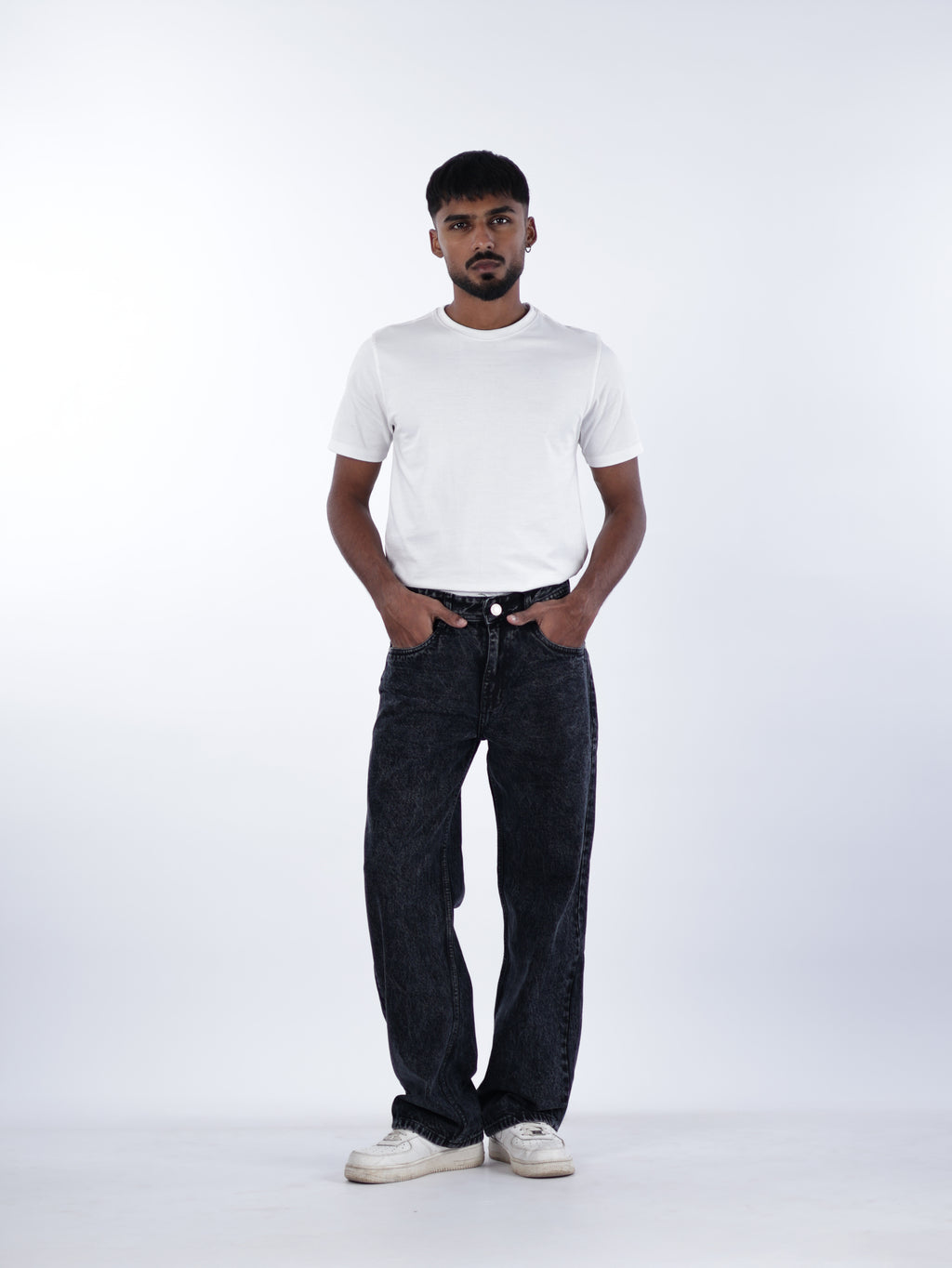 STRAIGHT FIT DENIMS | CHARCOAL