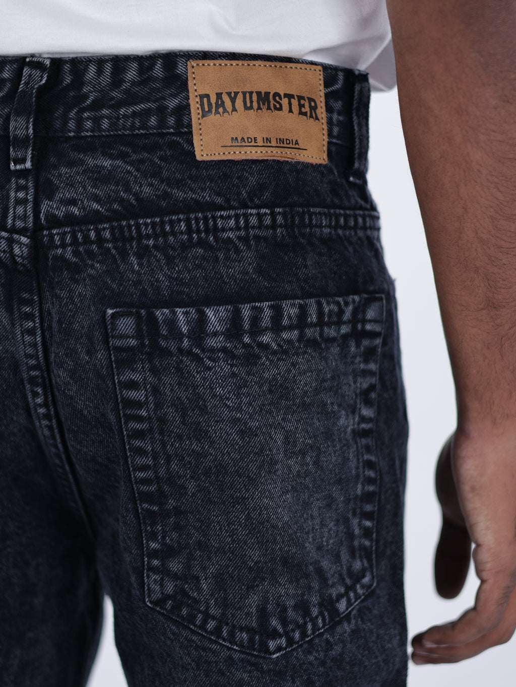STRAIGHT FIT DENIMS | CHARCOAL