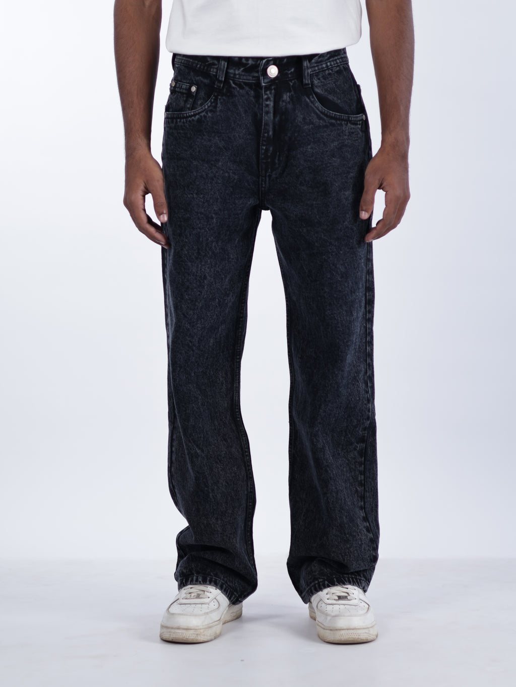 STRAIGHT FIT DENIMS | CHARCOAL