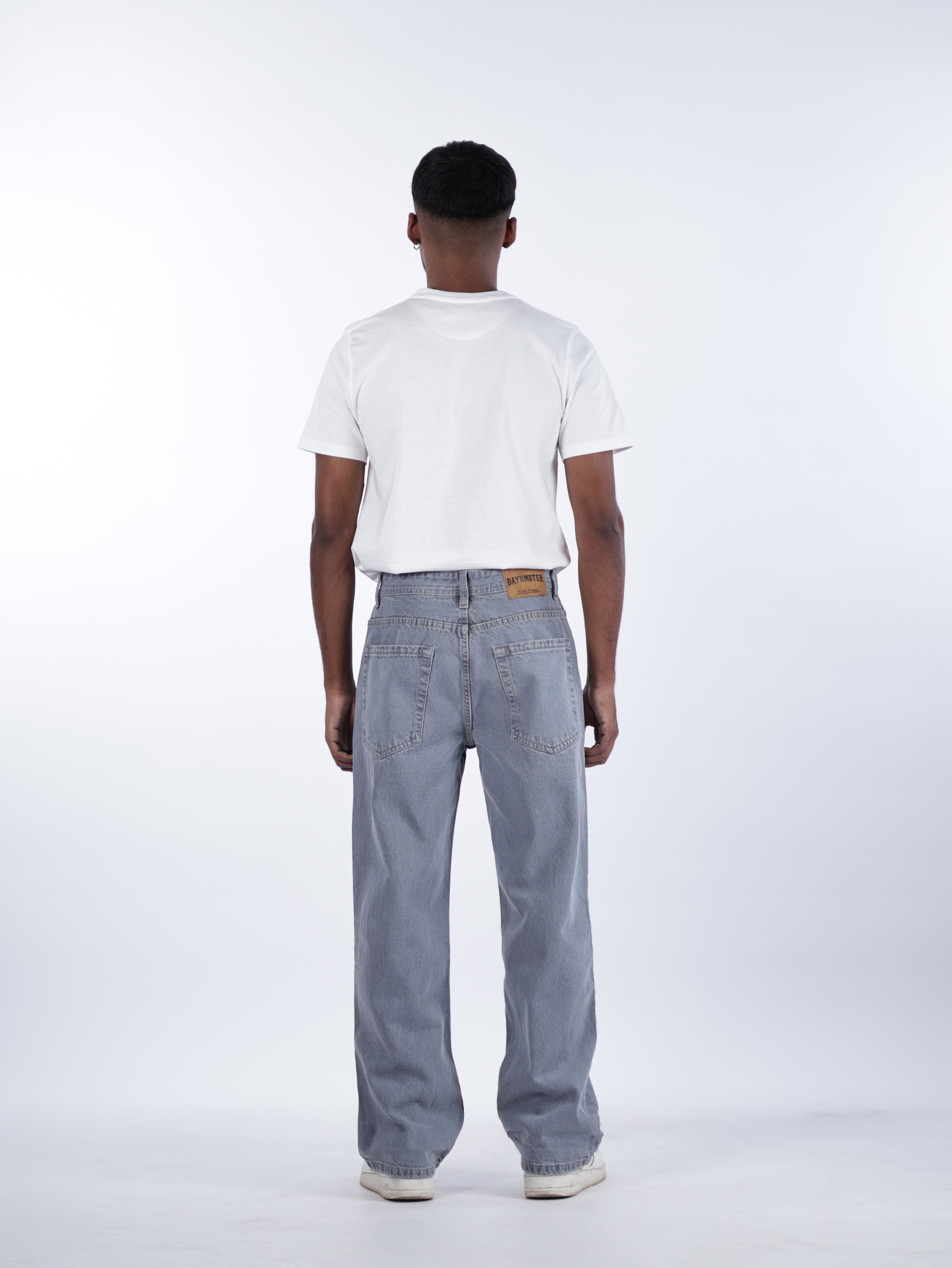 STRAIGHT FIT DENIMS | GREY