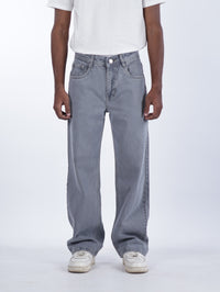 STRAIGHT FIT DENIMS | GREY