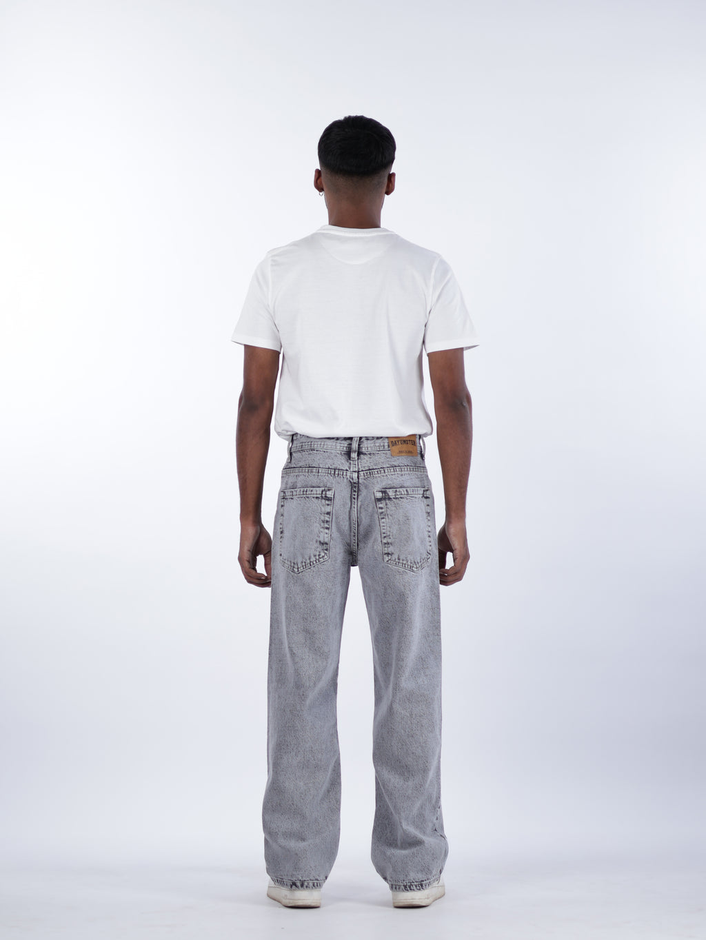 STRAIGHT FIT DENIMS | CHARCOAL GREY