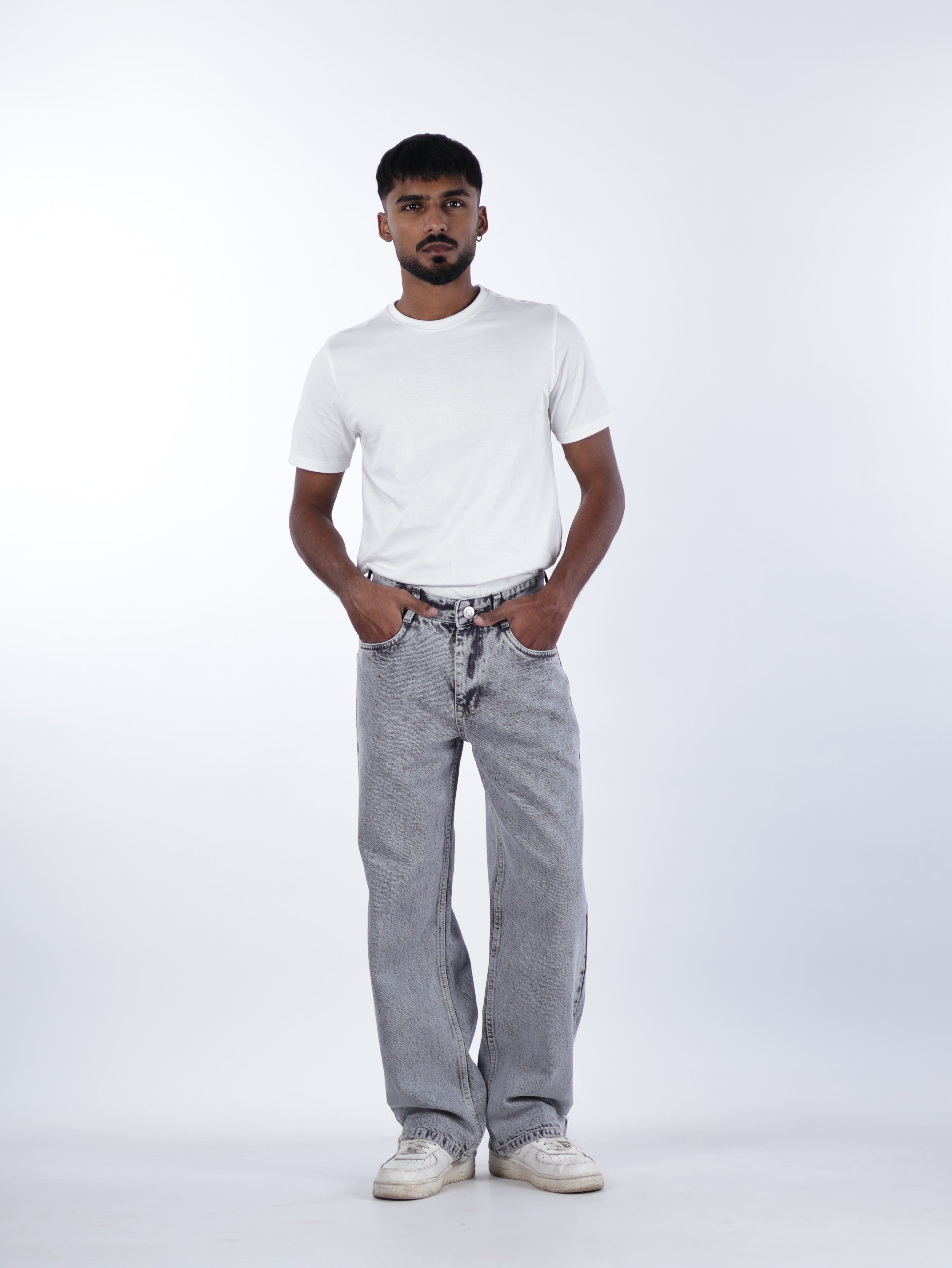 STRAIGHT FIT DENIMS | CHARCOAL GREY