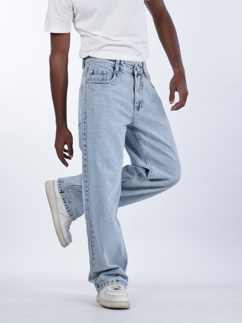 STRAIGHT FIT DENIMS | ICE BLUE