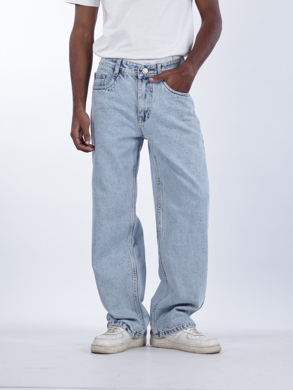STRAIGHT FIT DENIMS | ICE BLUE