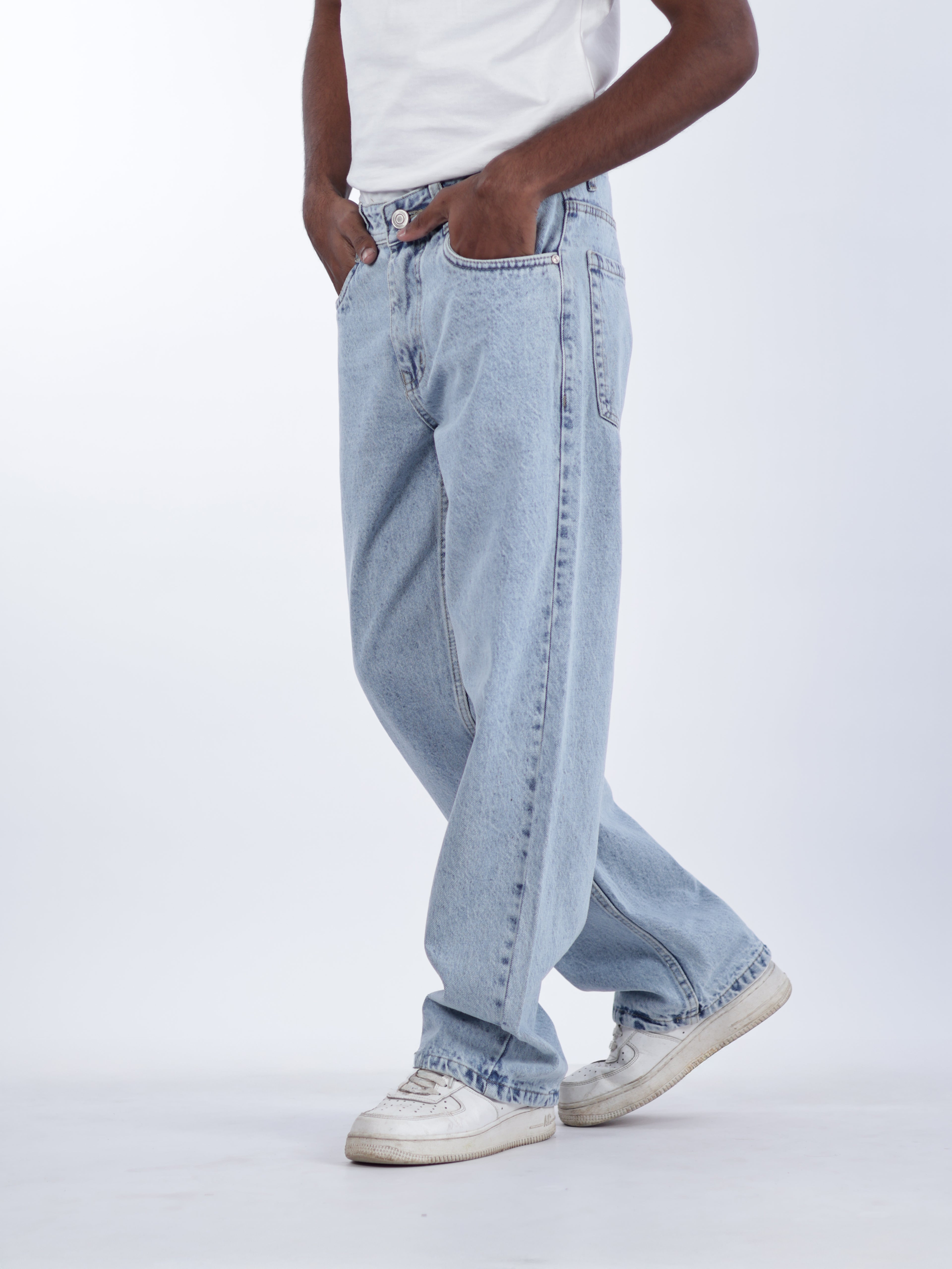 STRAIGHT FIT DENIMS | ICE BLUE