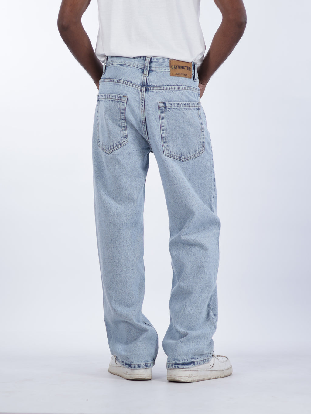 STRAIGHT FIT DENIMS | ICE BLUE