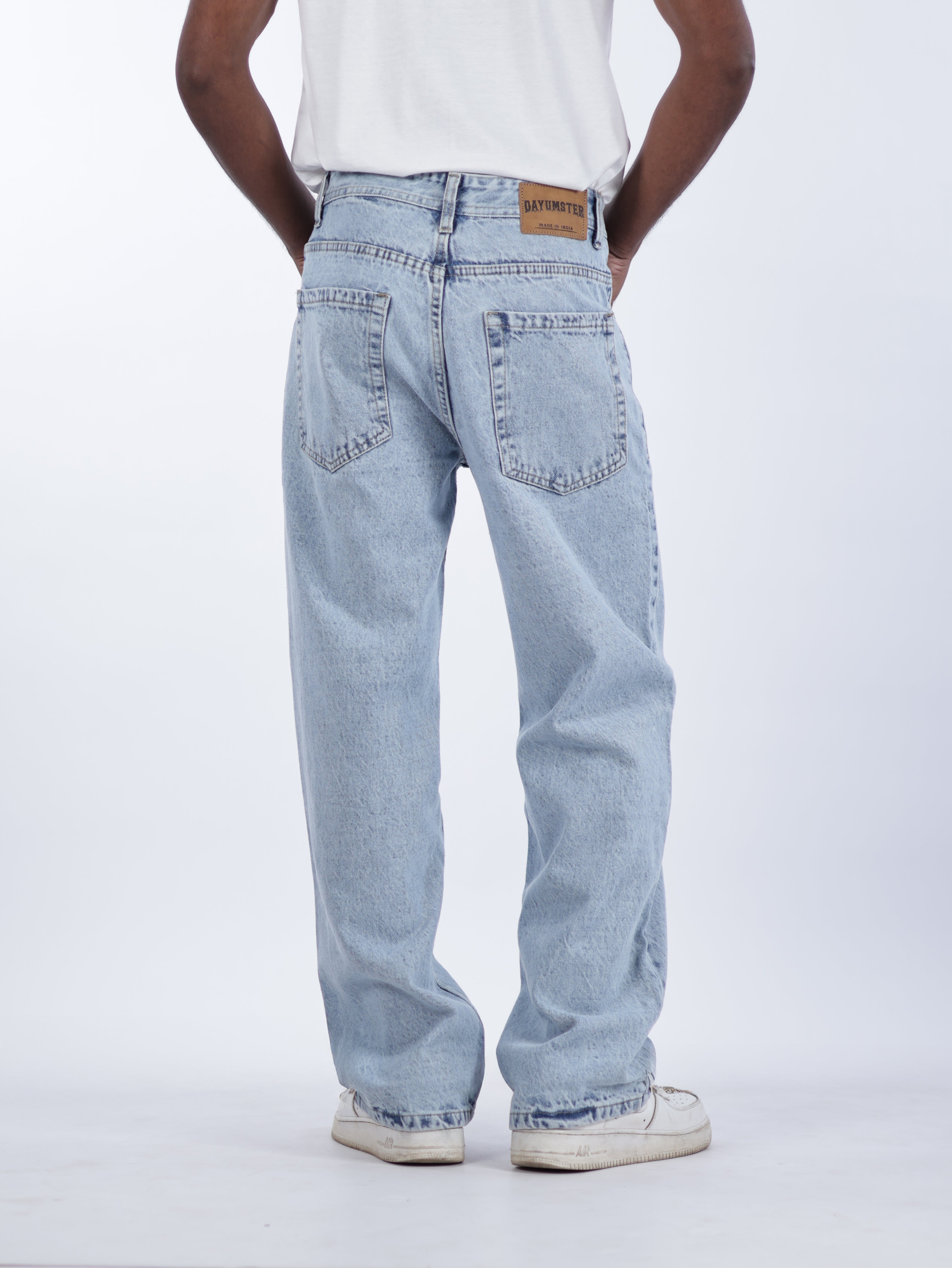 STRAIGHT FIT DENIMS | ICE BLUE