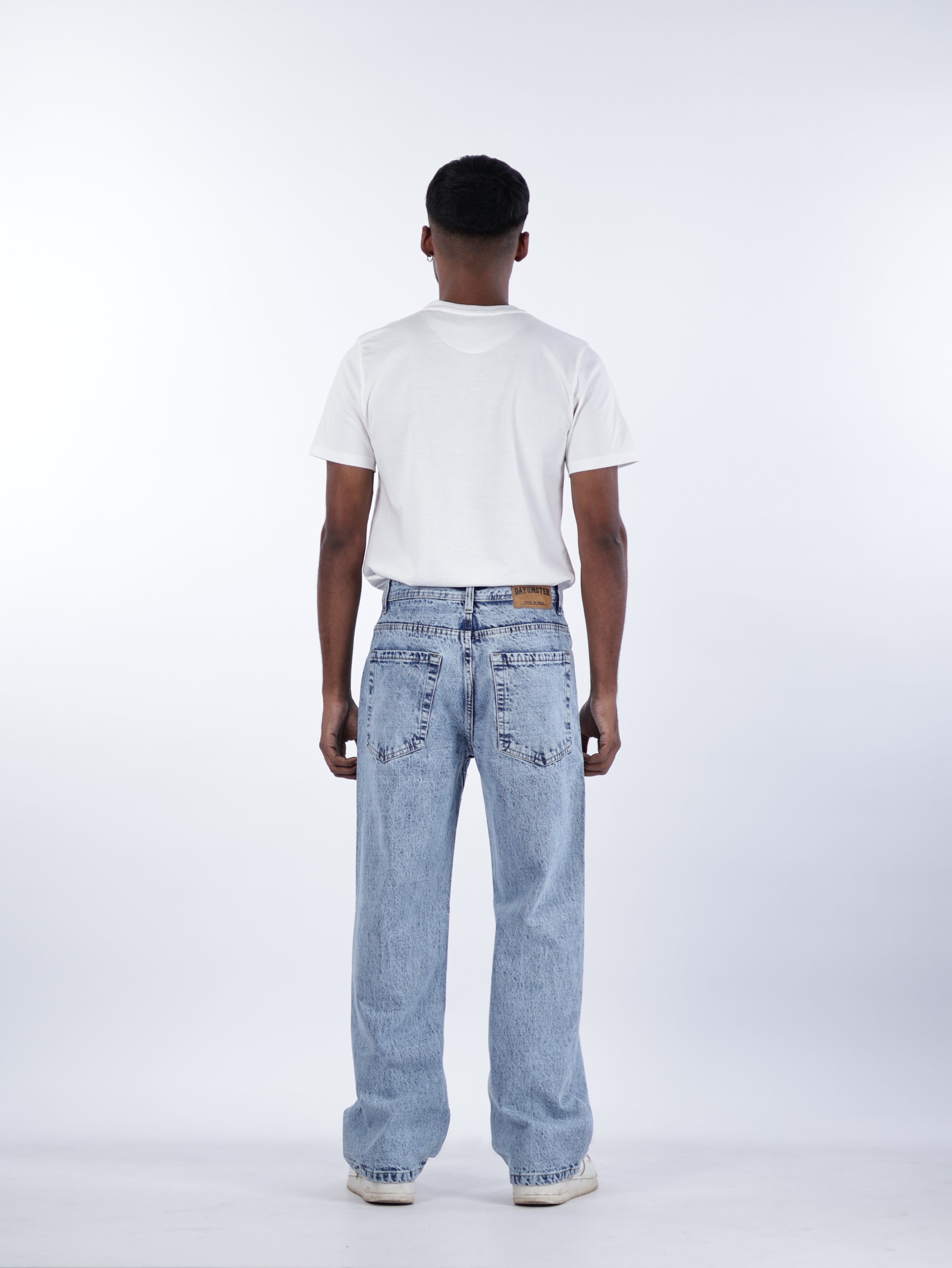 STRAIGHT FIT DENIMS | MID BLUE