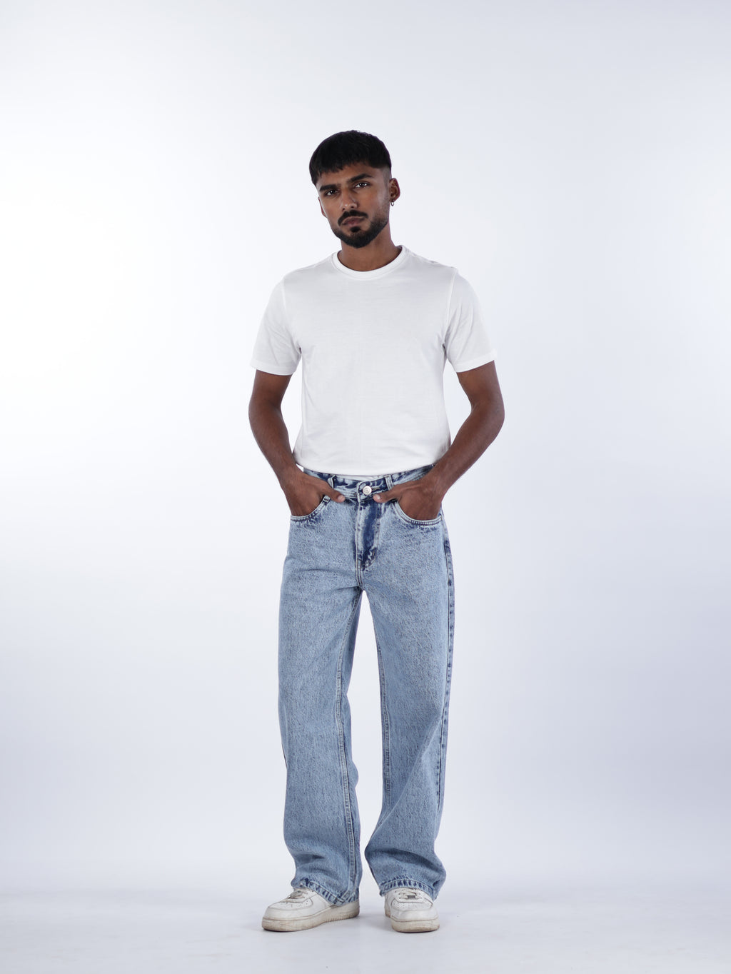STRAIGHT FIT DENIMS | MID BLUE