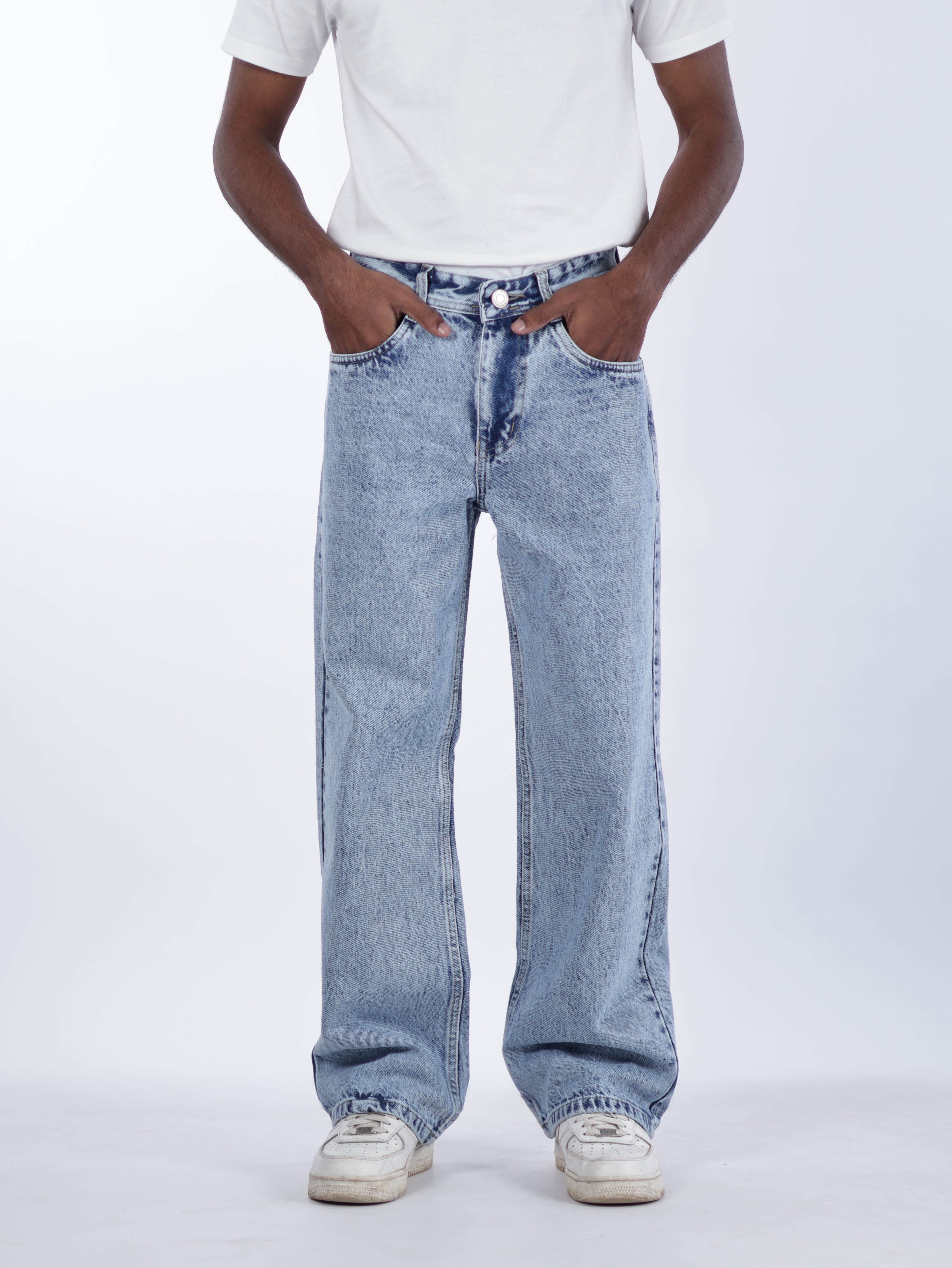 STRAIGHT FIT DENIMS | MID BLUE