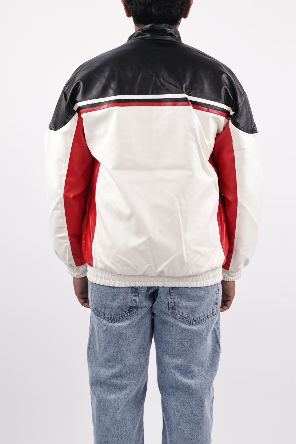 RED BULL JACKET | BW